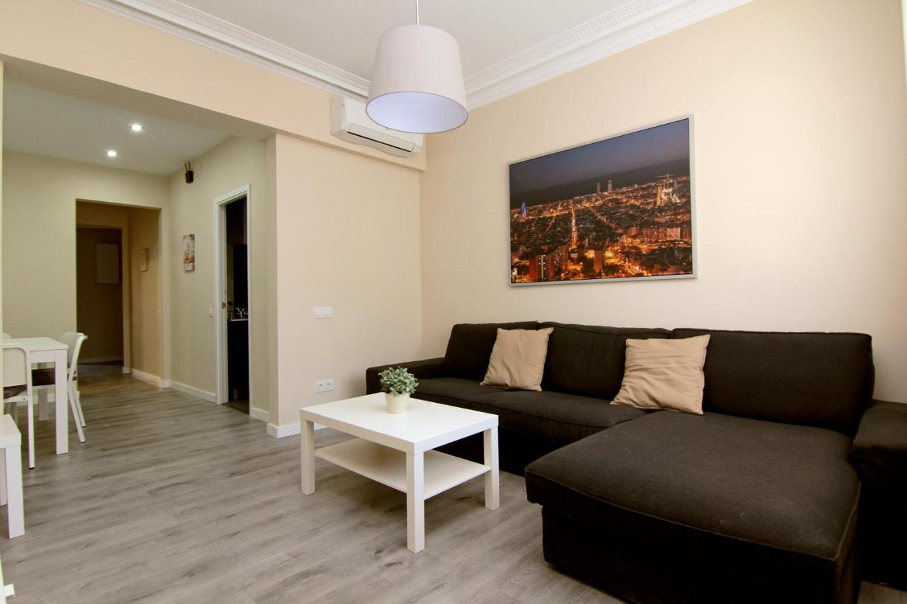 Felip - Spacious And Quiet Apartments Барселона Екстериор снимка