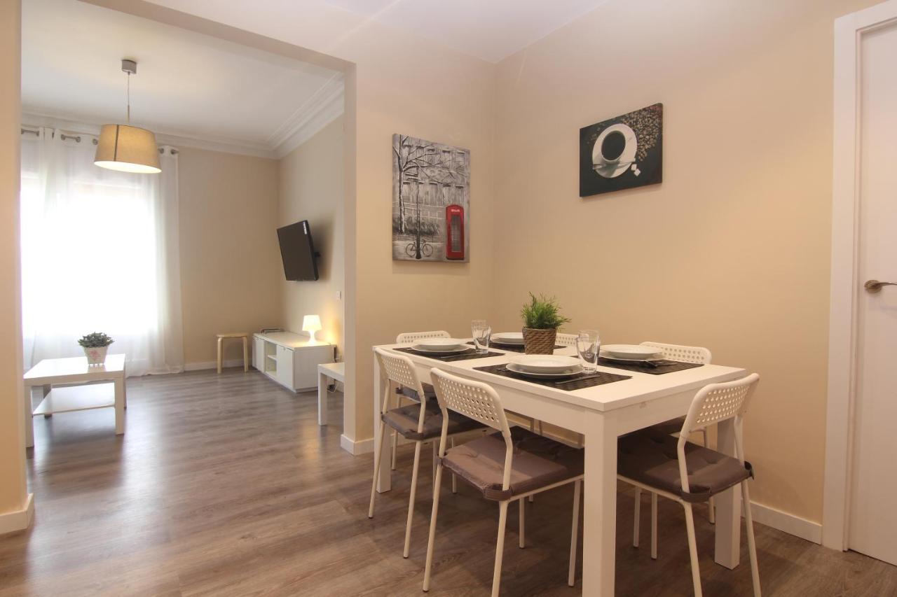 Felip - Spacious And Quiet Apartments Барселона Екстериор снимка