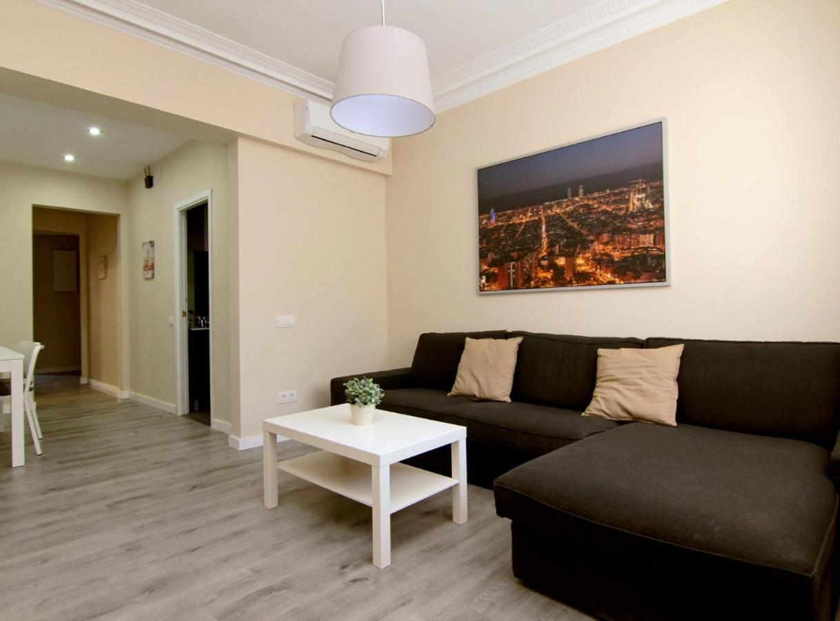 Felip - Spacious And Quiet Apartments Барселона Екстериор снимка